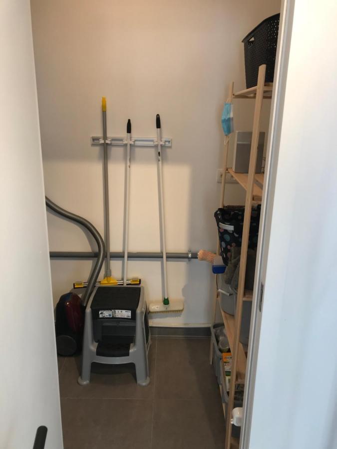 Quality Time Appartement Met Gesloten Garagebox 德帕内 外观 照片