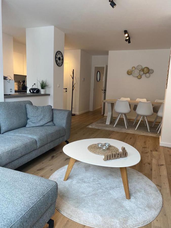 Quality Time Appartement Met Gesloten Garagebox 德帕内 外观 照片