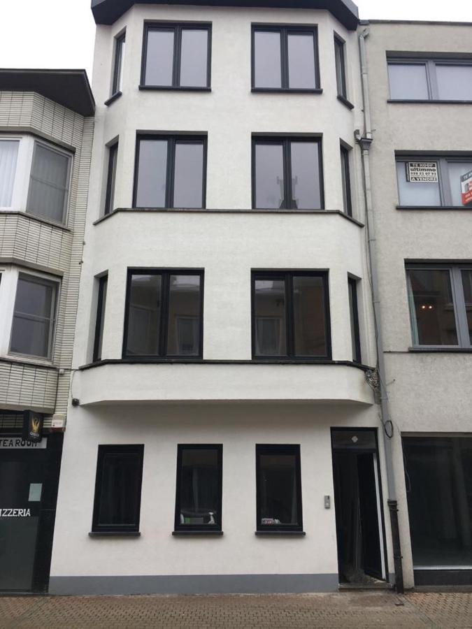 Quality Time Appartement Met Gesloten Garagebox 德帕内 外观 照片